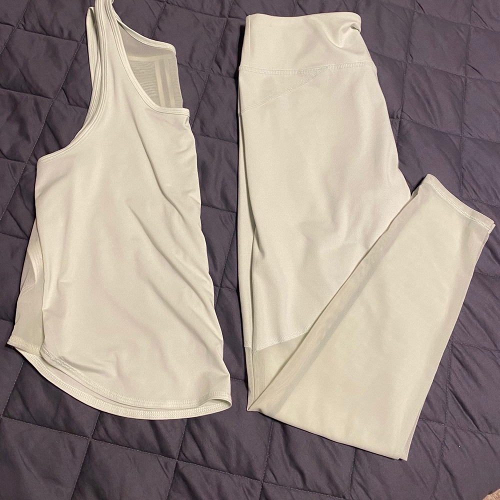 Abercrombie & Fitch set